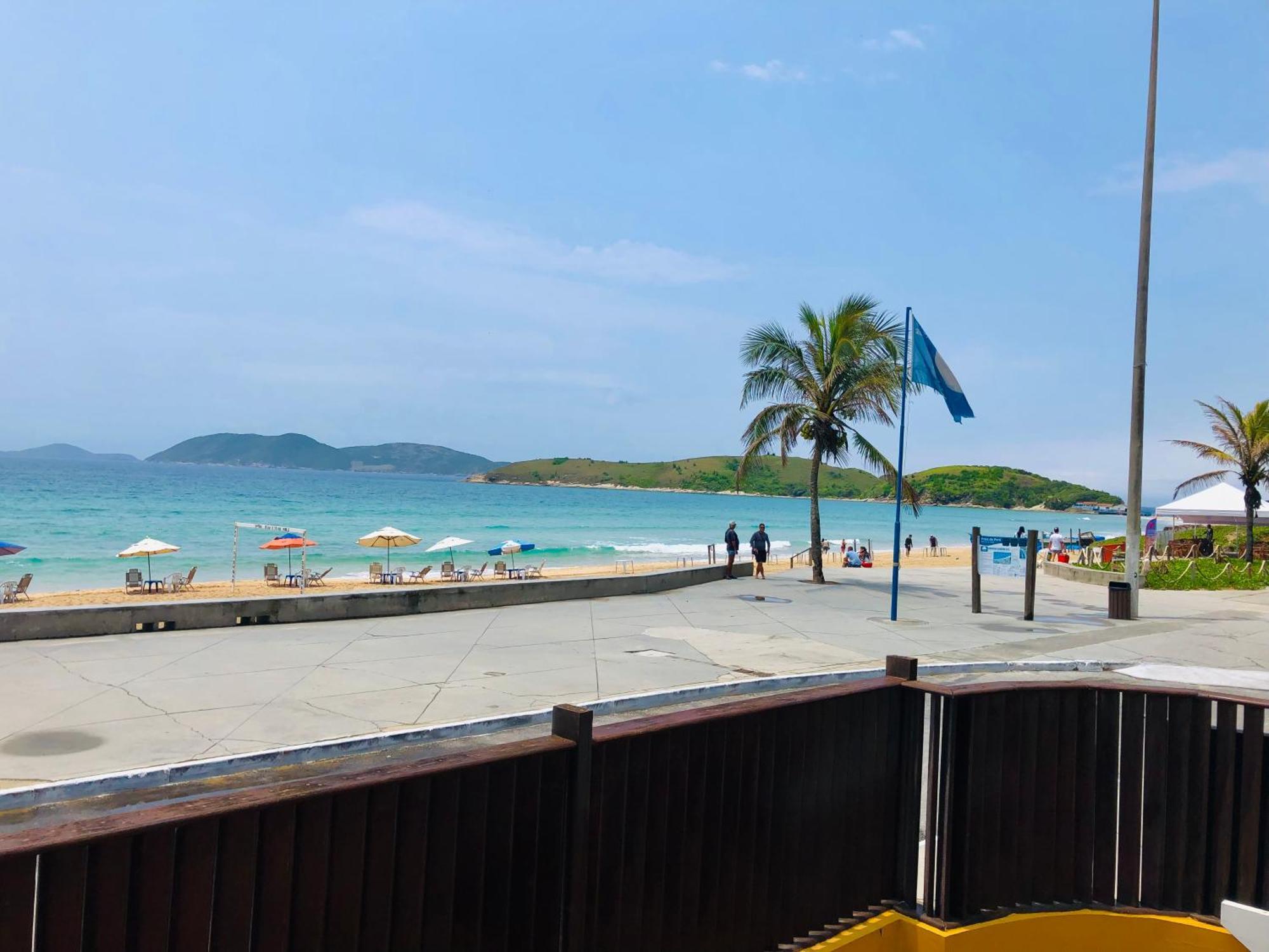 Flat Pe Na Areia